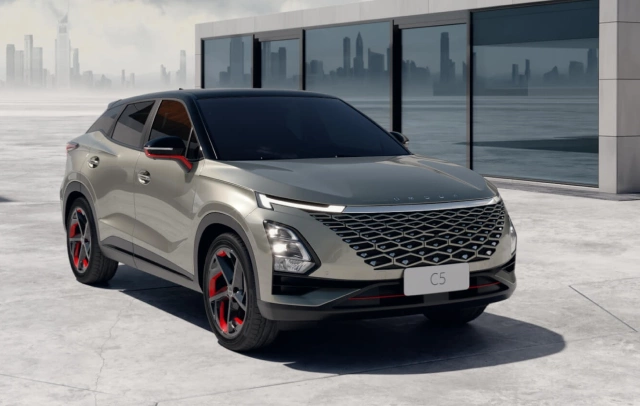 OMODA C5 / Кроссовер